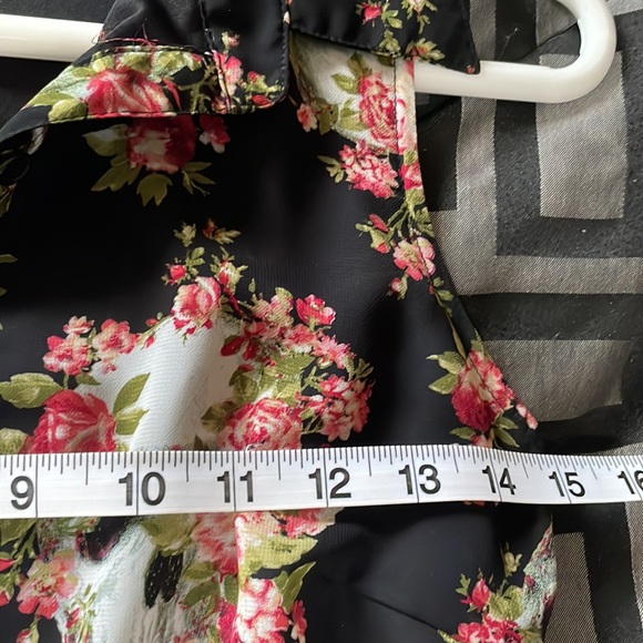 Skull & Roses highlow buttonup dress - Picture 5 of 6